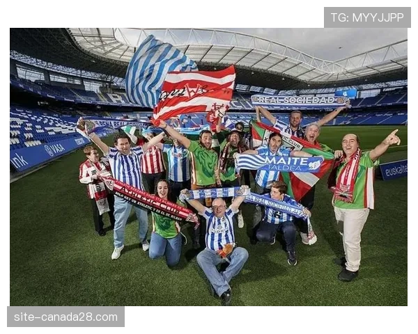 通讯：塞维利亚德比后，双方球迷在球场外发生小规模冲突